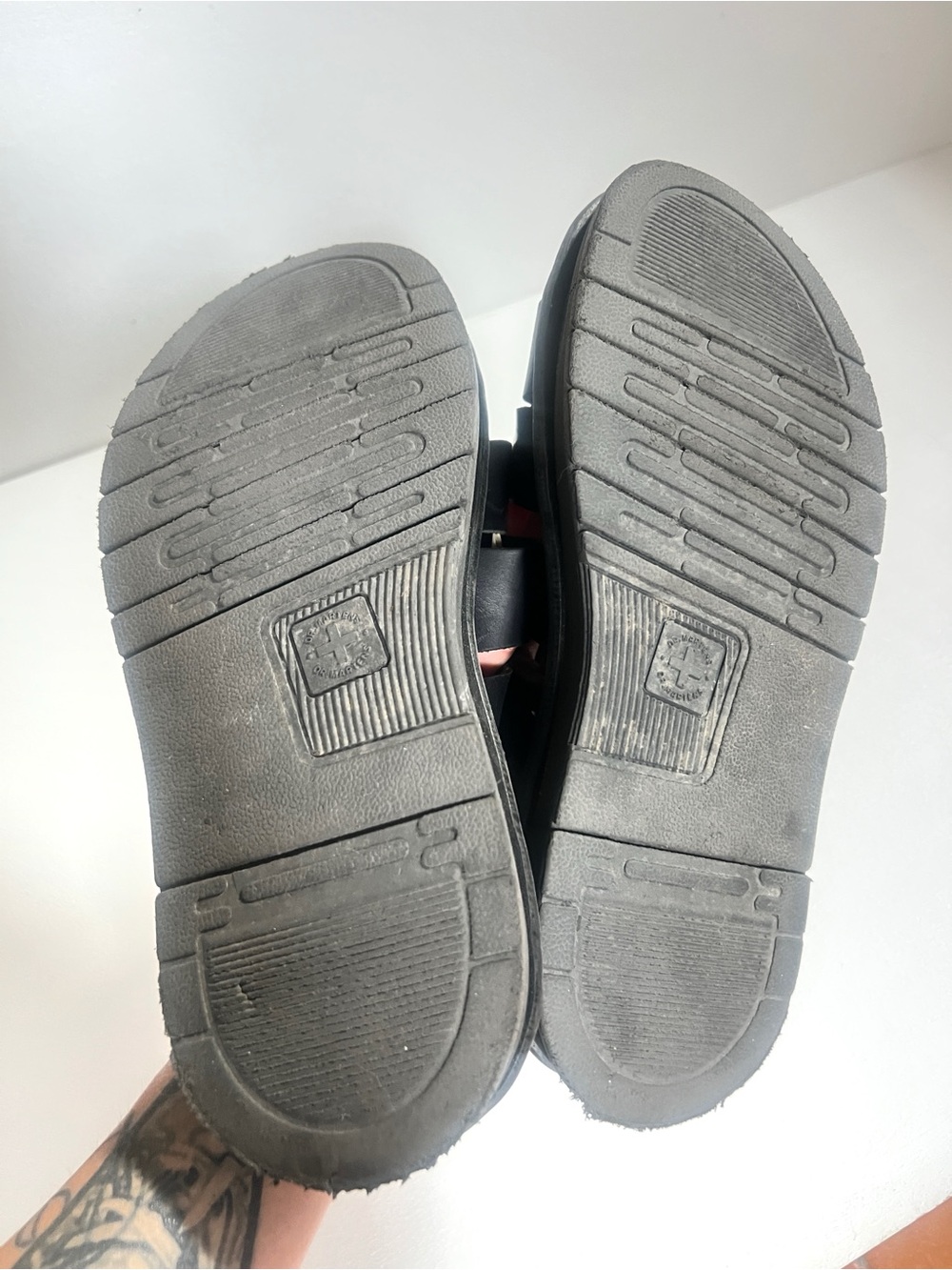 Dr. Martens | Tate Leather Slide Sandals - Picture 4 of 6
